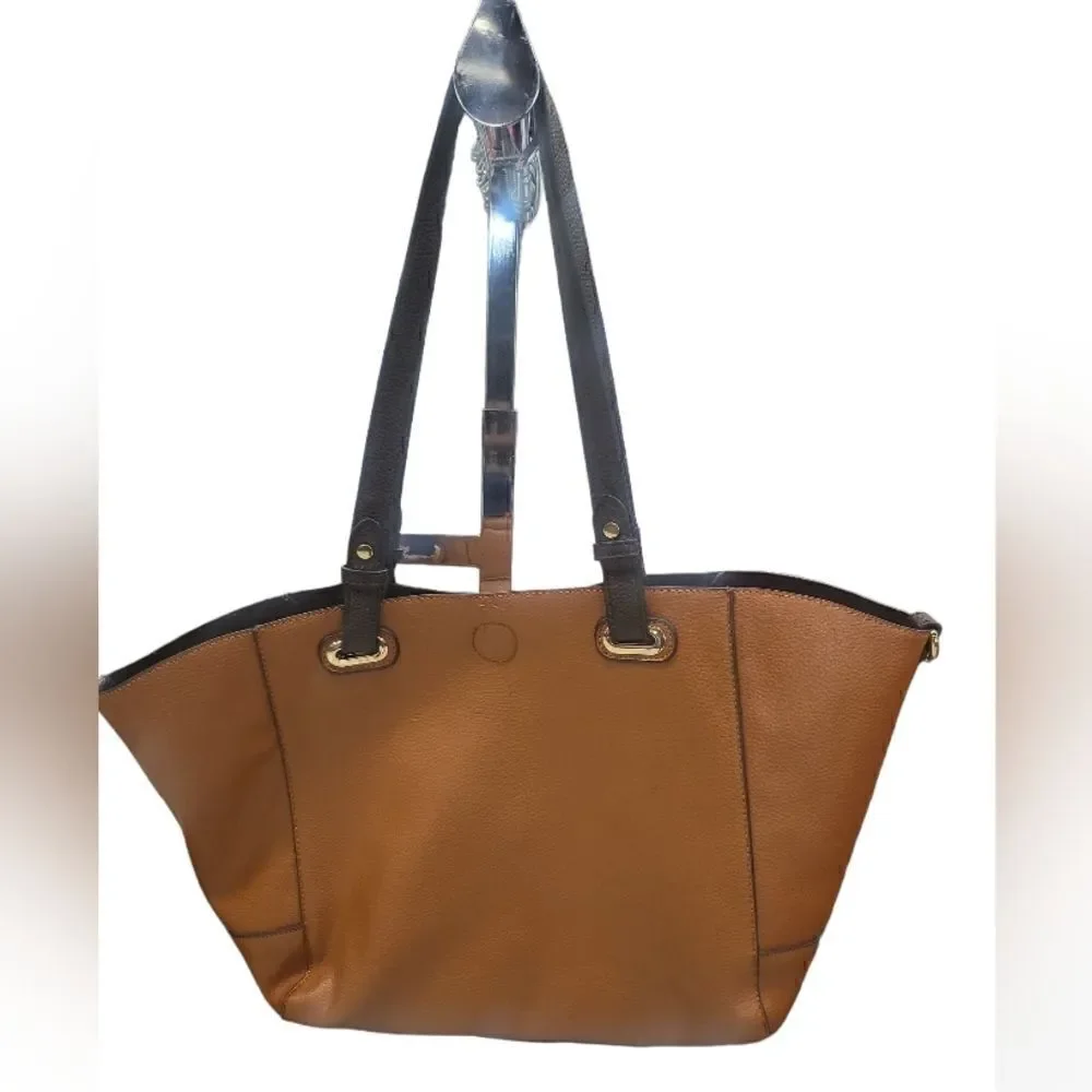 G. H. Bass & Co. Tote